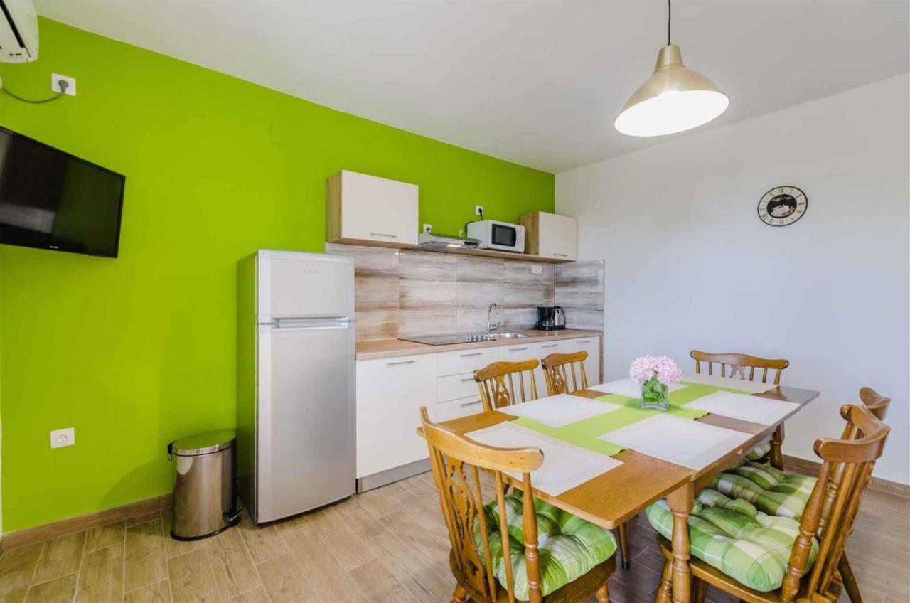 Apartment In Crikvenica 5267 Kültér fotó